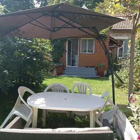 Les Lilas Holiday home *